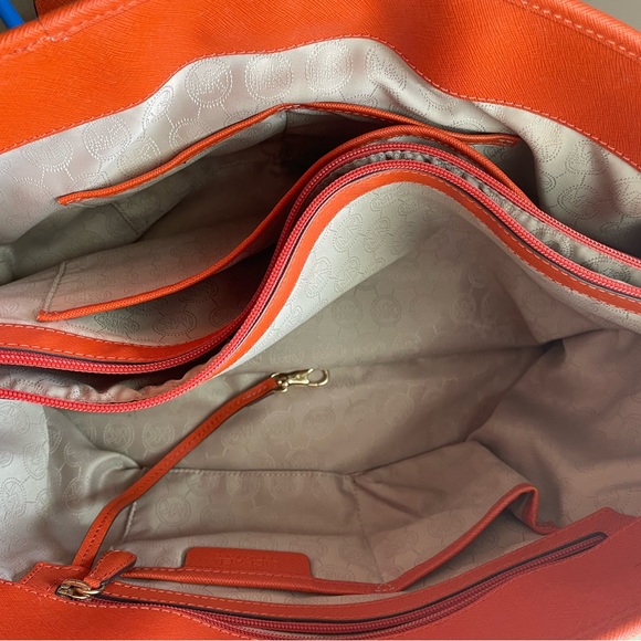 Michael Kors Jet Set Blood Orange Saffiano Leather Voyager Summer Tote - Picture 5 of 9